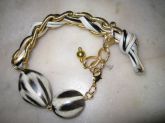 Pulseira Pedras e cordas