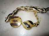 Pulseira Pedras e corda